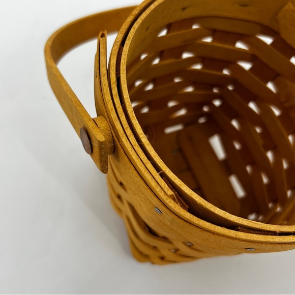 Longaberger 2000 May Morning Glory Basket - Picture 10 of 16